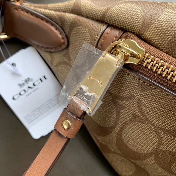NWT COACH Belt Bag In Signature Canvas - Picture 7 of 7